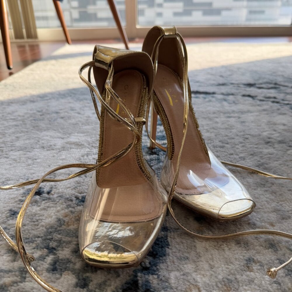 Golden heels GLAZE